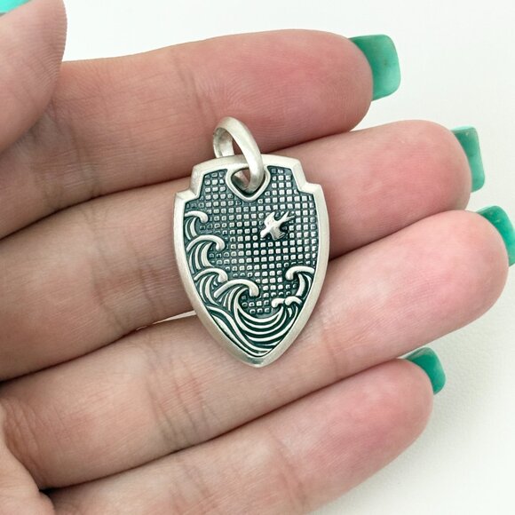 David Yurman Shield Waves Enhancer Pendant .925 Sterling Silver - Picture 2 of 3